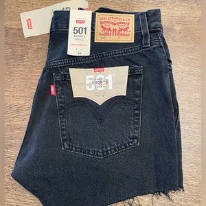 NWT Levi Shorts High Rise